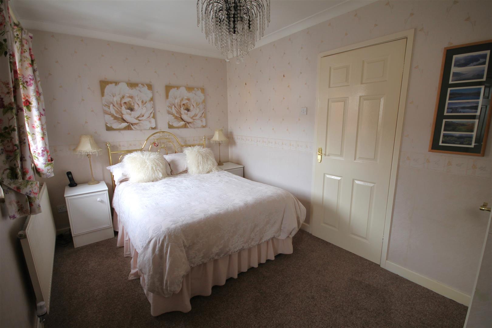 3 Bedroom House To Buy image 9